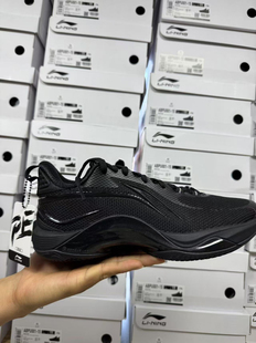 李宁裁判鞋赞助2025赛季CBA裁判鞋漆皮全黑篮球裁判鞋低帮护踝