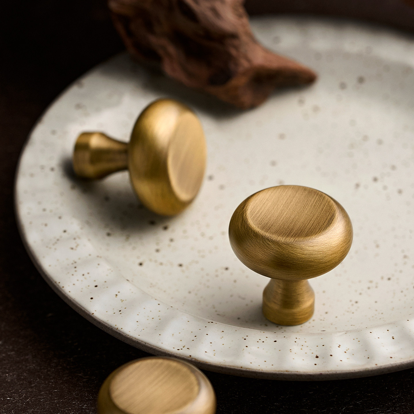 屿铜法式复古黄铜柜门拉手抽屉橱柜衣柜中古风圆形单孔柜子小把手