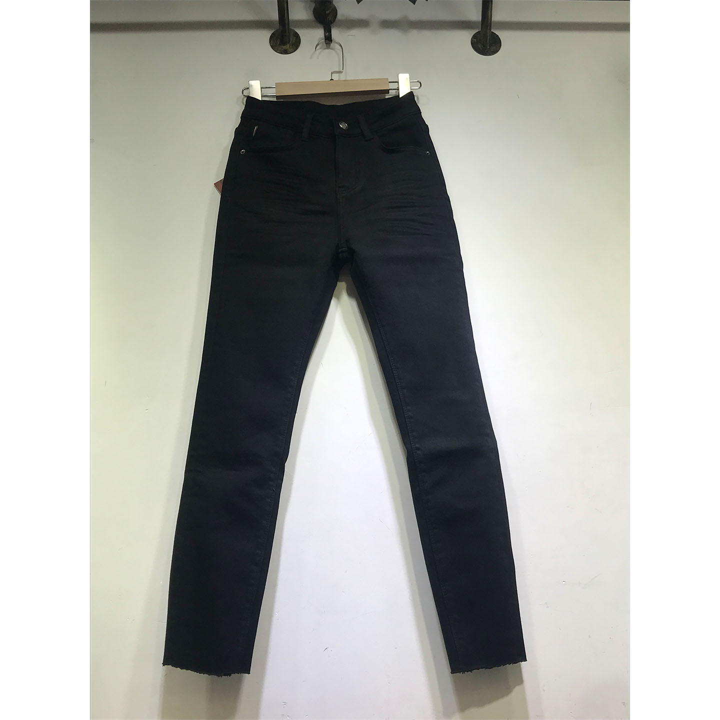 植绒弹力小脚裤女毛边九分牛仔裤