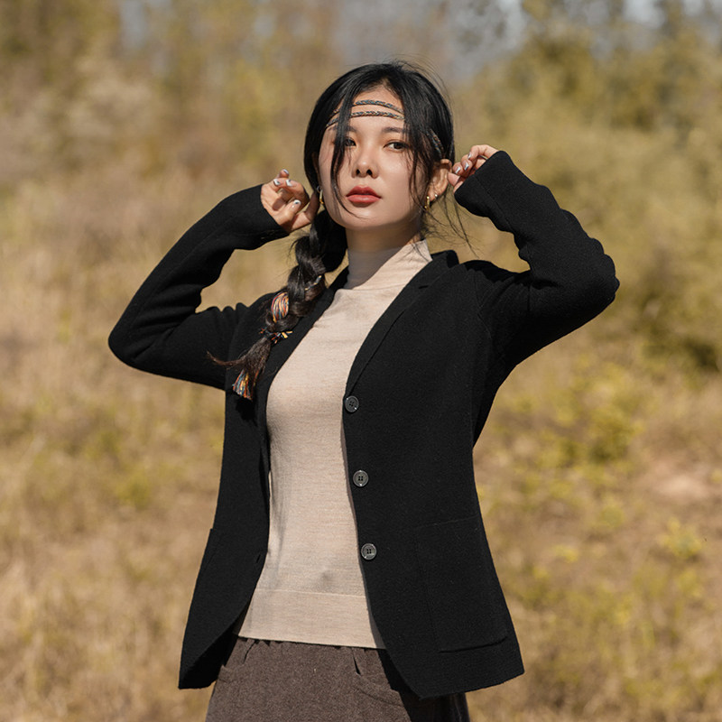 女士开衫 女款西服 羊毛开衫 四平加厚 春秋外套 针织衫  HS 037