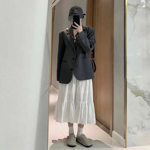 高级感灰色小个子西装外套