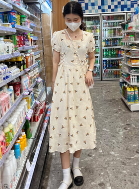 高级设计感碎花连衣裙女夏季显瘦
