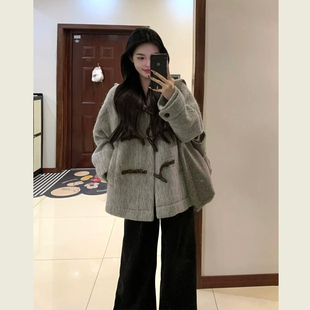 慵懒风灰色牛角扣立领呢子大衣女秋冬季韩系小个子宽松毛呢外套