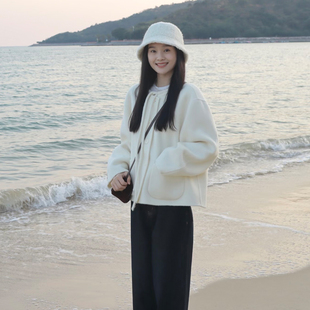 温柔韩系风米白色呢子大衣女秋冬季小个子宽松显瘦短款毛呢外套