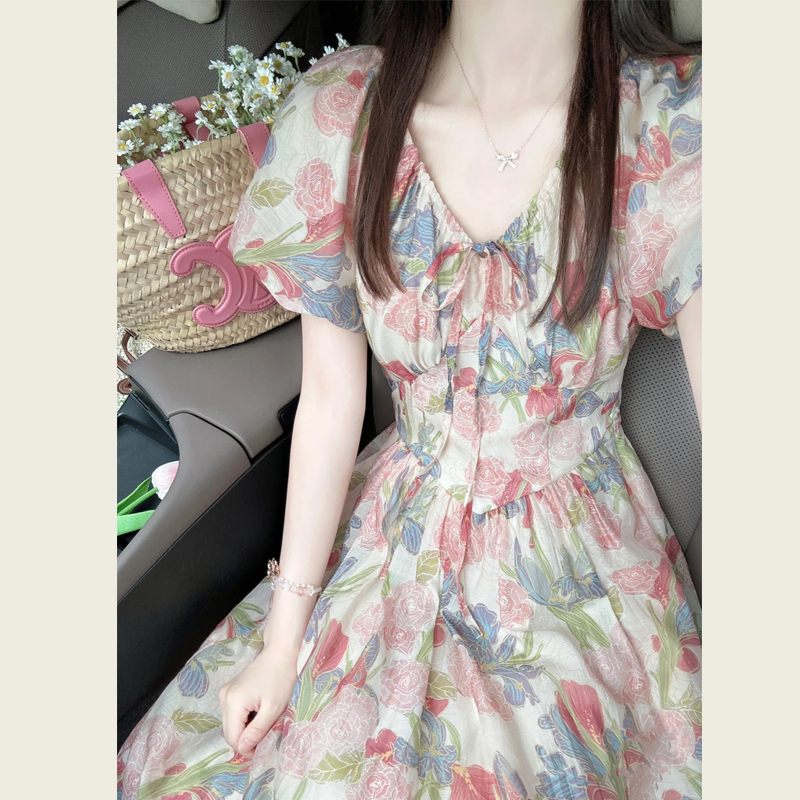 清仓！茶歇法式V领泡泡袖连衣裙女夏季田园风收腰显瘦碎花长裙