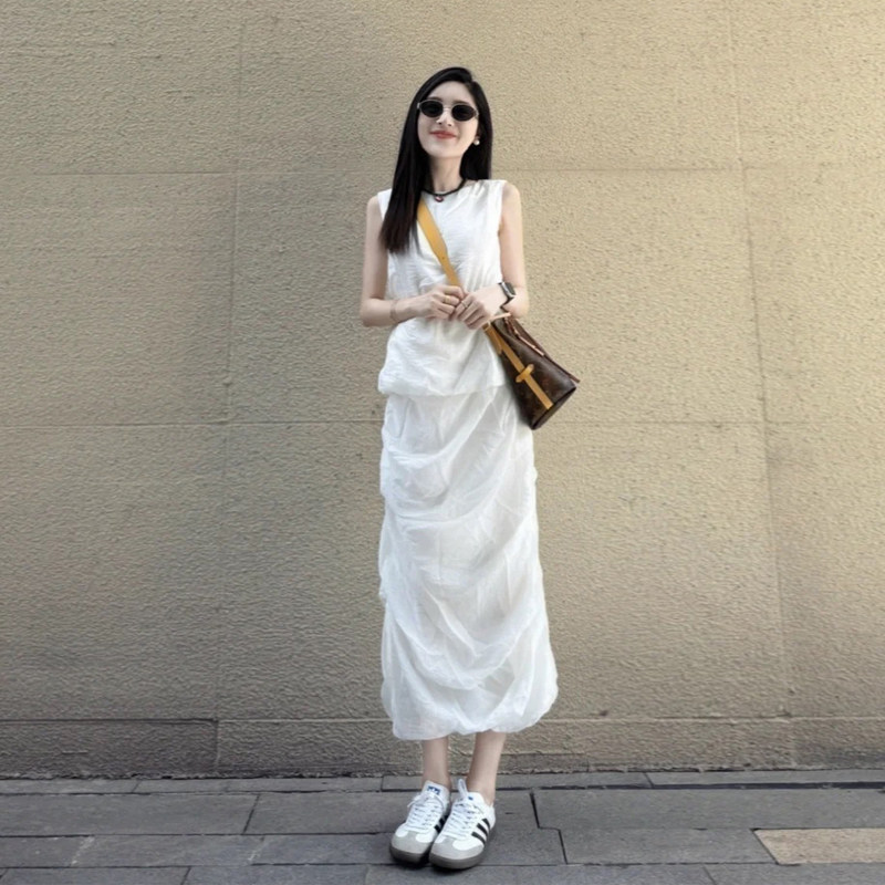 法式温柔系套装女夏季设计感褶皱无袖上衣空气感直筒半身裙两件套,女装/女士精品,连衣裙,淘宝优惠券,粉丝福利购,淘宝优惠卷