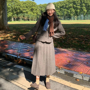 高级感学院风复古时尚 新款 外套半身裙两件套 女冬季 灰棕色毛呢套装