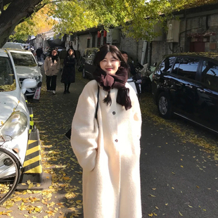 极简风米白色翻领毛呢外套女秋冬中长款宽松廓形插肩袖呢子大衣