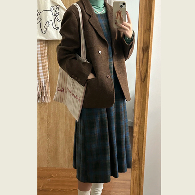 高级感棕色休闲西装外套