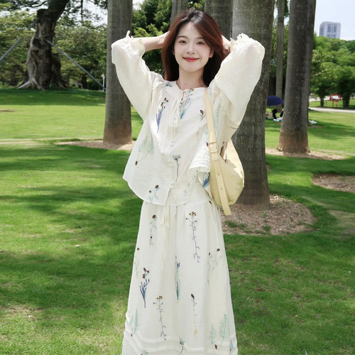 新中式刺绣衬衫半身裙套装