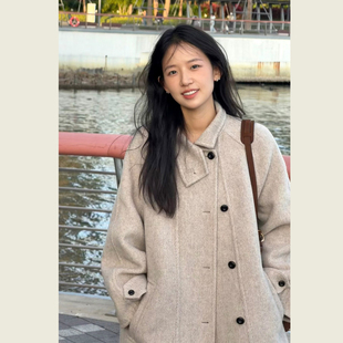 韩系米灰色立领单排扣毛呢大衣女秋冬极简风中长款休闲呢子外套