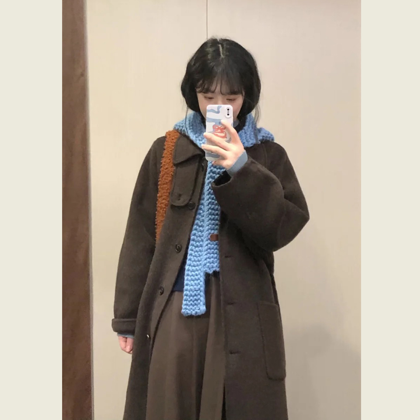 韩系复古深棕色翻领毛呢外套