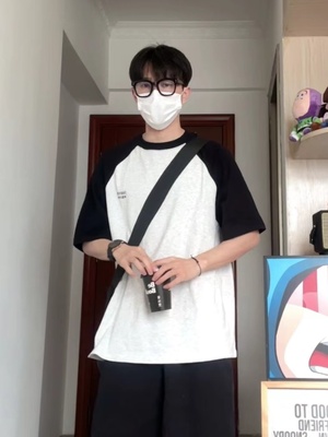 WHICHONE五分袖简约休闲拼接袖