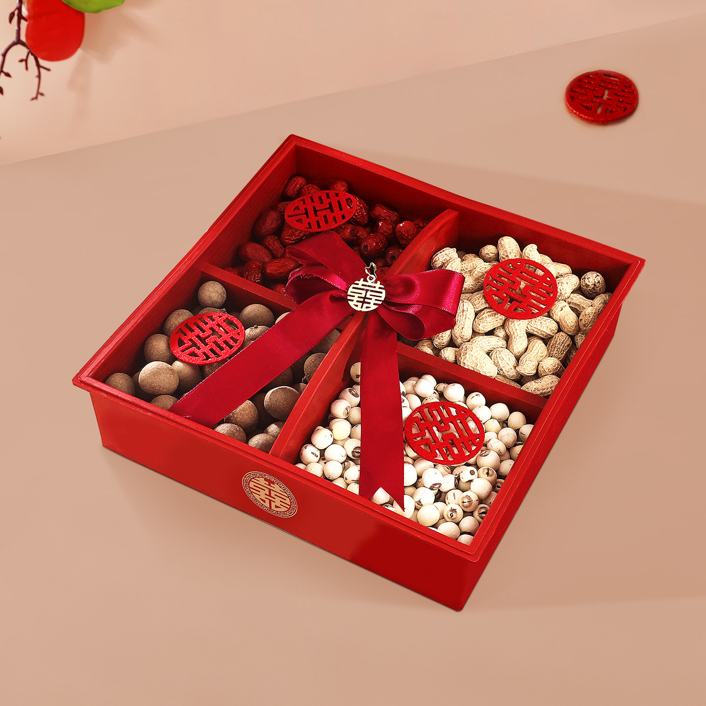 早生贵子干果组合订婚礼桌面摆台