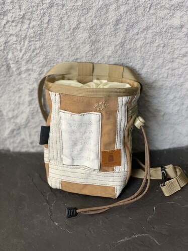 UpFuncle手工制作飞机阻力伞 回收改造 攀岩镁粉袋腰挂粉包