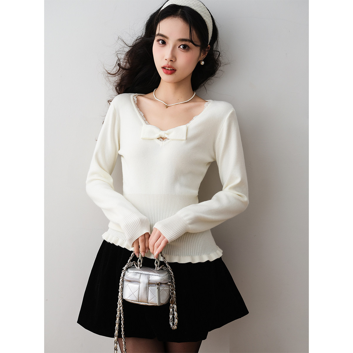 ron&ron甜美风V领蝴蝶结长袖毛衣女2025冬季白色收腰短款针织衫