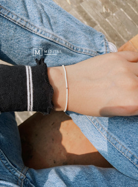 白色海边叠戴百搭细手链