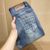 字母错误货号6611P175春夏男士小直筒修身牛仔裤终端售价248，男装牛仔裤，钱塘6008(原3014)