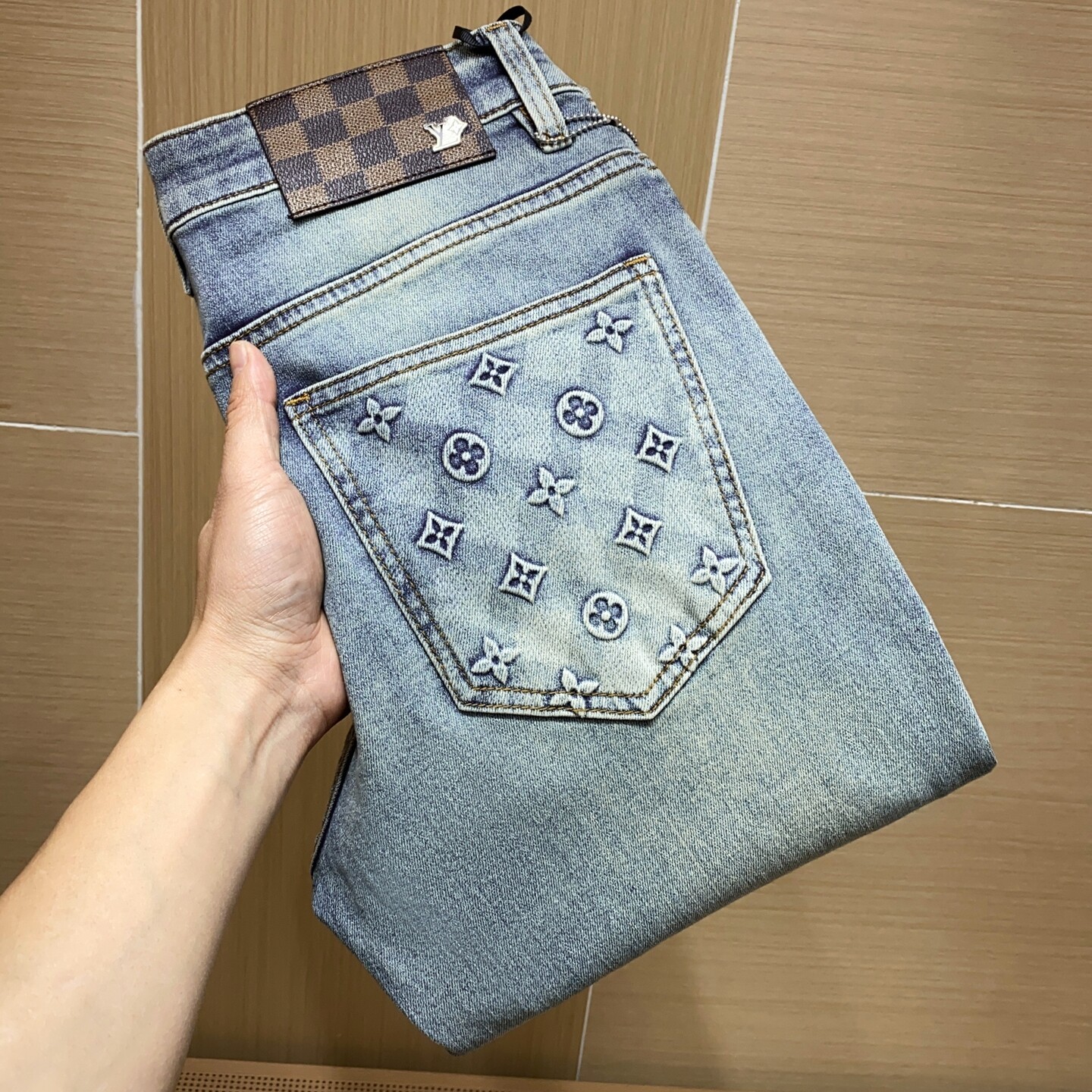 字母错误货号8659P175春夏男士小直筒修身牛仔裤终端售价248，男装牛仔裤，钱塘6008(原3014)