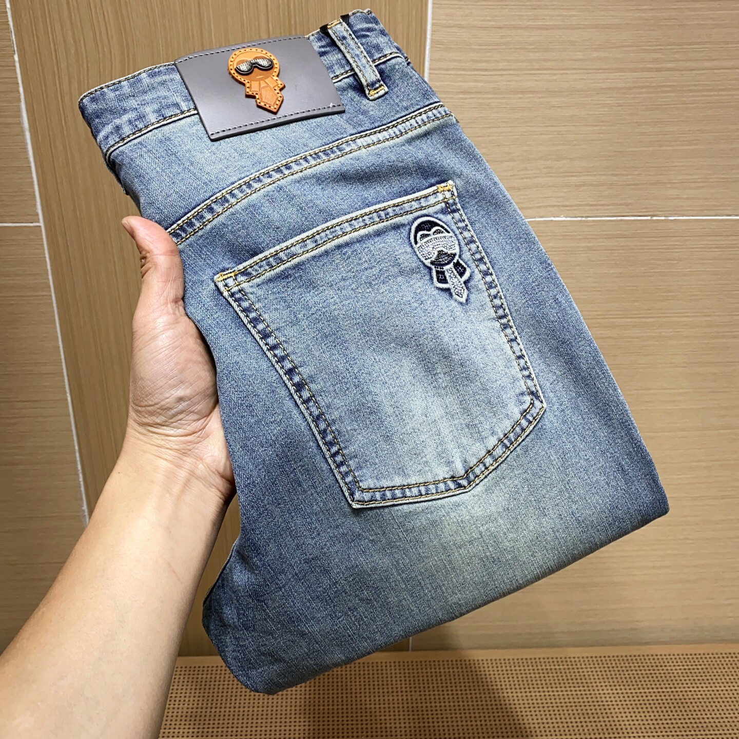 货号9618P180春夏男士修身小直筒牛仔裤终端售价230，男装牛仔裤，钱塘6008(原3014)