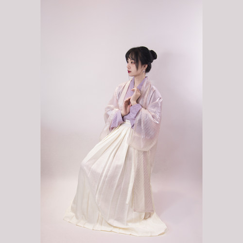 她说徐徐飞机袖套装可定制汉服