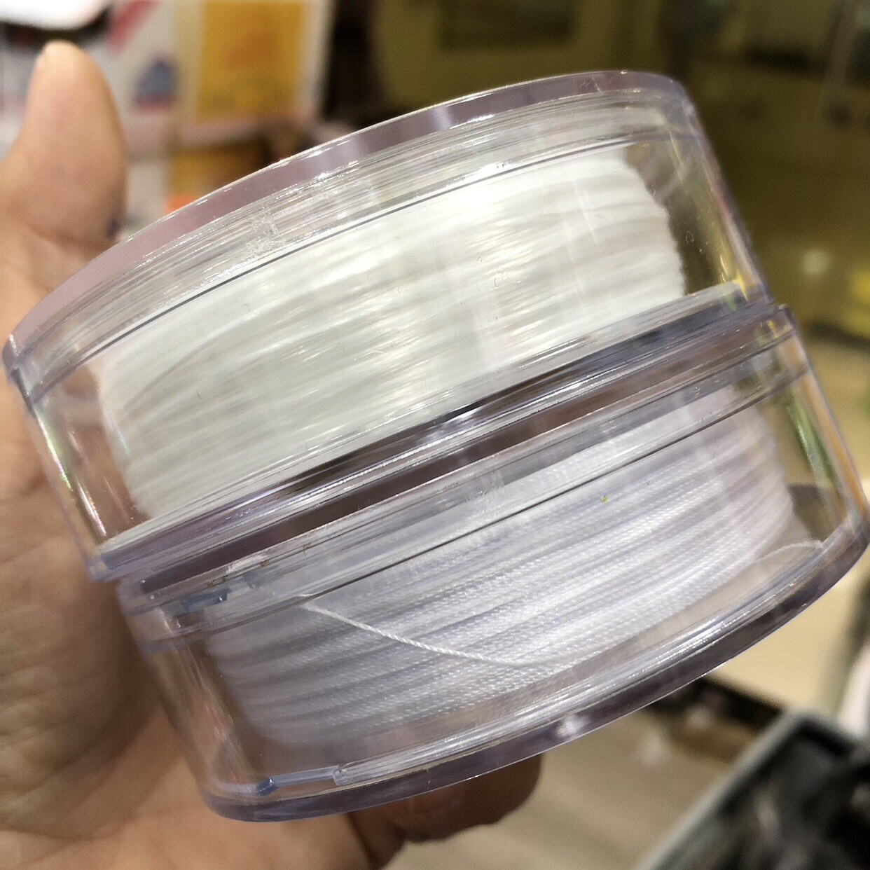 珍珠专用线弹性和无弹性两种都有