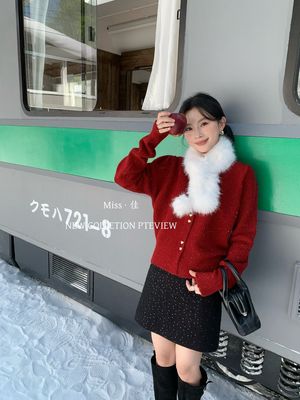 2025新款秋冬v领针织衫女宽松精致风毛衣带毛领开衫毛衣外穿