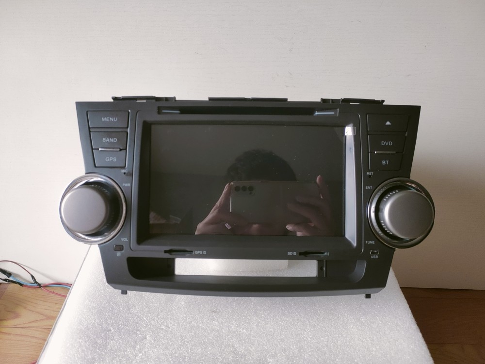 适用老款丰田汉兰达原装专用DVD导航中控屏倒车影像记录仪一体机