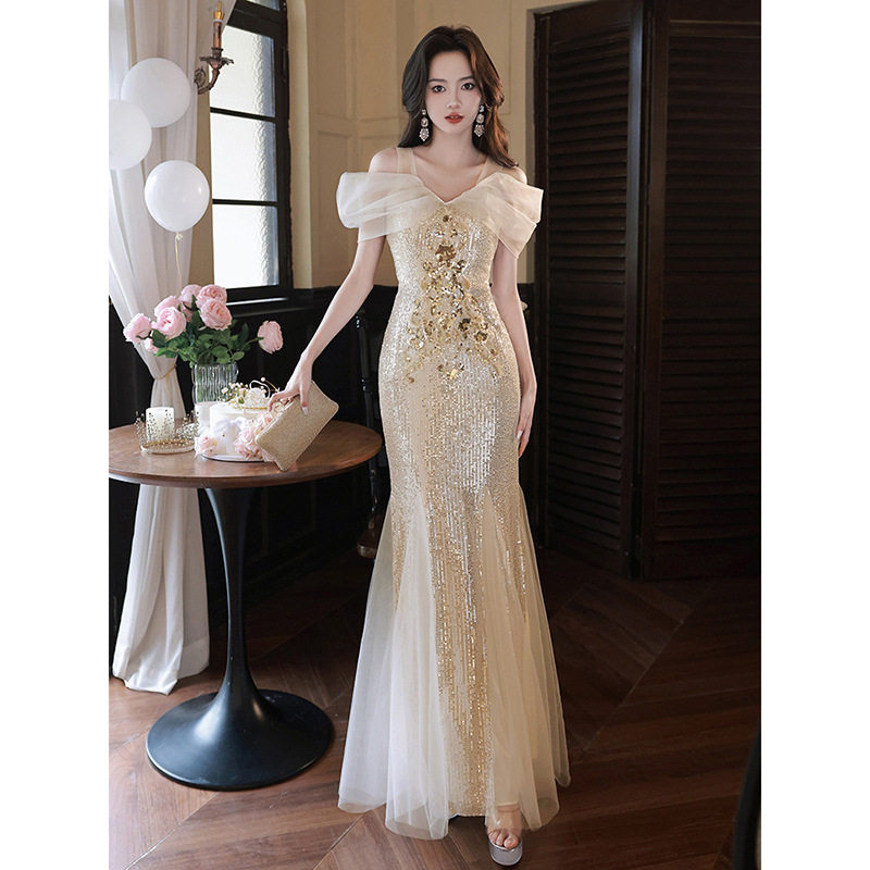 亮片晚礼服裙女吊带一字肩仙气风范轻奢小众高定主持宴会生日,服饰配件/皮带/帽子/围巾,汉服服配,淘宝优惠券,粉丝福利购,淘宝优惠卷