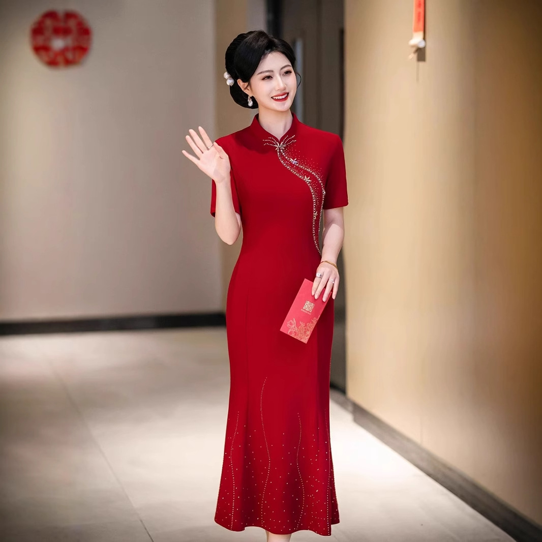 新款妈妈礼服连衣裙女夏季短袖喜婆婆婚宴装改良鱼尾旗袍连衣裙