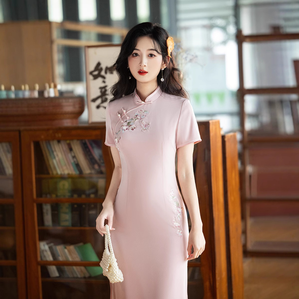 唐依恋粉色双层定位绣花新款旗袍敬酒服新娘2025新款订婚礼服裙