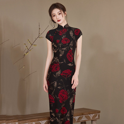 红色玫瑰显瘦国风新中式长款改良旗袍2025新款年轻款女复古老