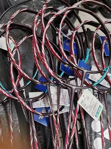 YONEXAX100ZZ羽毛球拍