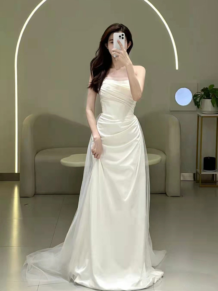 Vanna Fairy French satin tube top light wedding dress Vanna Fairy French satin tube top light wedding dress