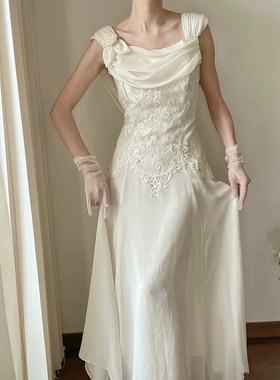 梵娜仙衣法式简约轻婚纱礼服裙