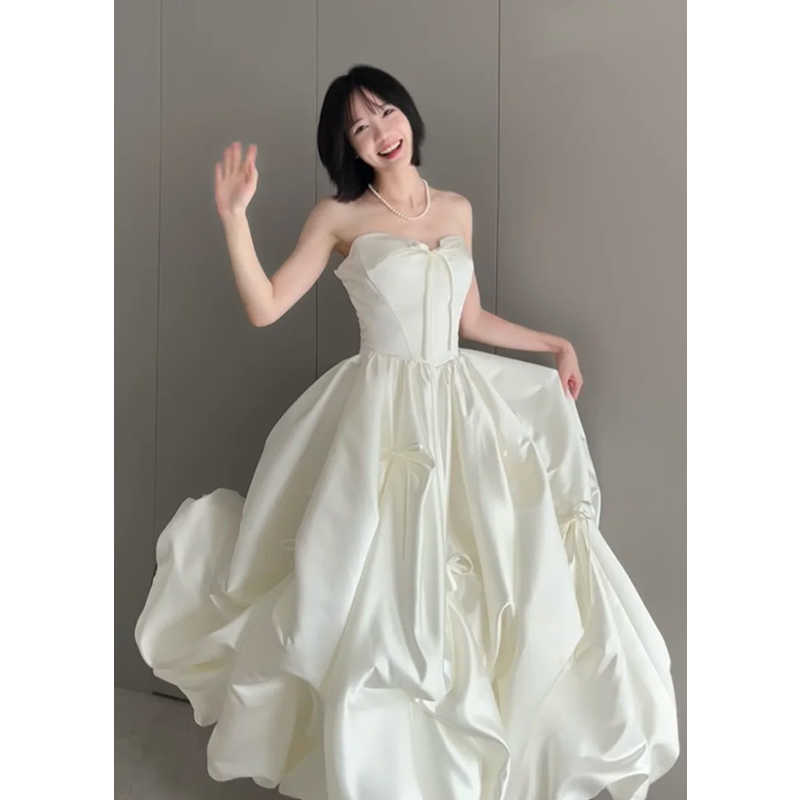 法式气质甜美轻婚纱小众缎面晨袍新娘敬酒服迎宾出门纱礼服裙