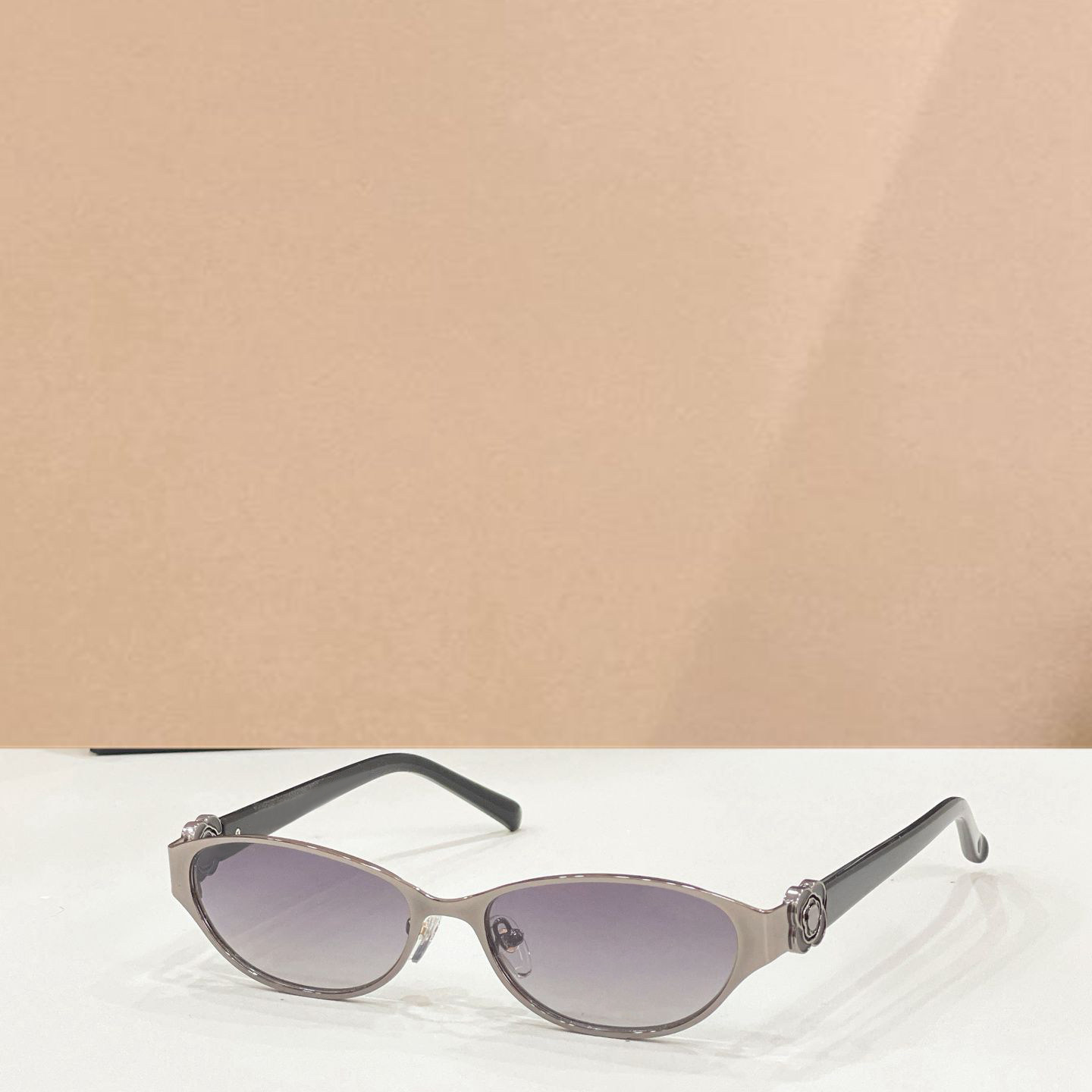 时尚新款太阳眼镜高品质高质感百搭遮阳大气4166小框金属