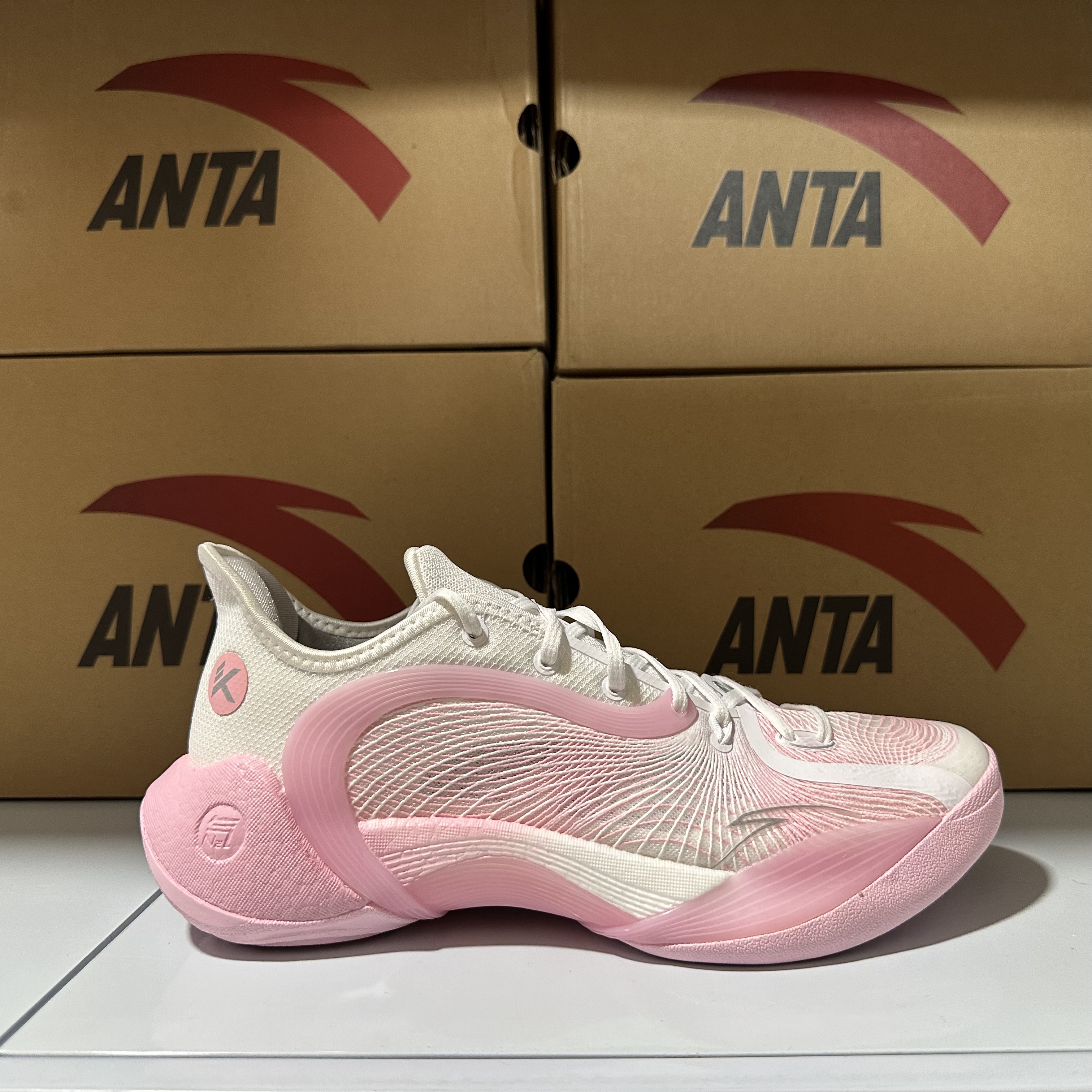 安踏三分雨2代弦科技氮科技透气防滑耐磨水泥克星篮球鞋912421602