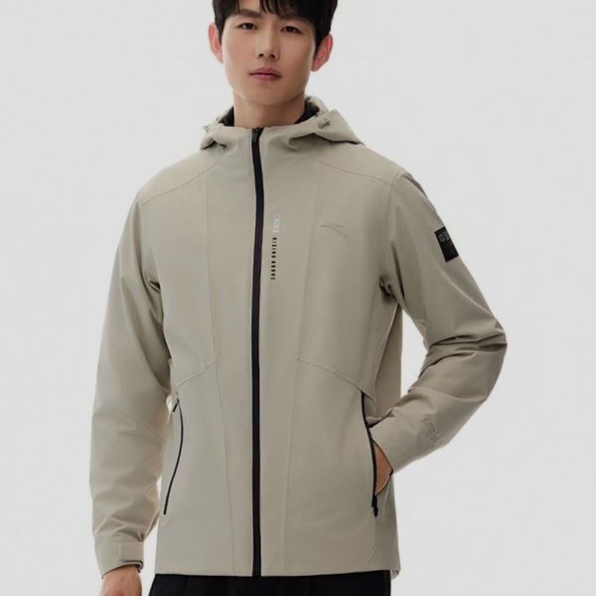 安踏 冲锋衣男2026夏季新款徒步登山服防风外套夹克上衣152517622
