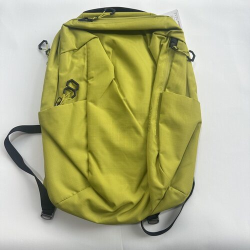 安踏正品 冠军系列男女同款潮流百搭旅游出行运动双肩包192420162