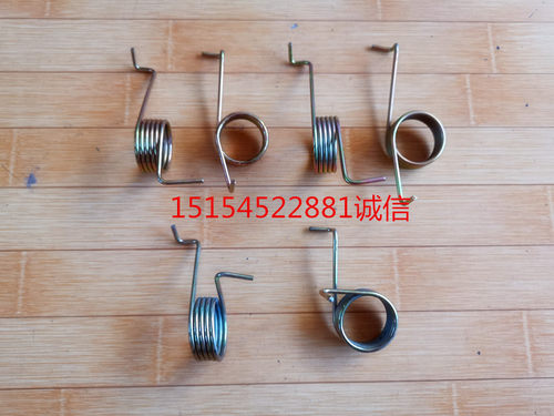 山东莱州小型装载机 离合器踏板 刹车踏板 回位弹簧 别簧