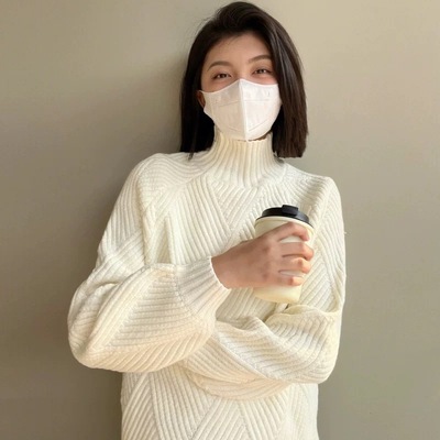 【小四粉丝专享】2025年秋冬高领纯色菱格宽松针织毛衣775