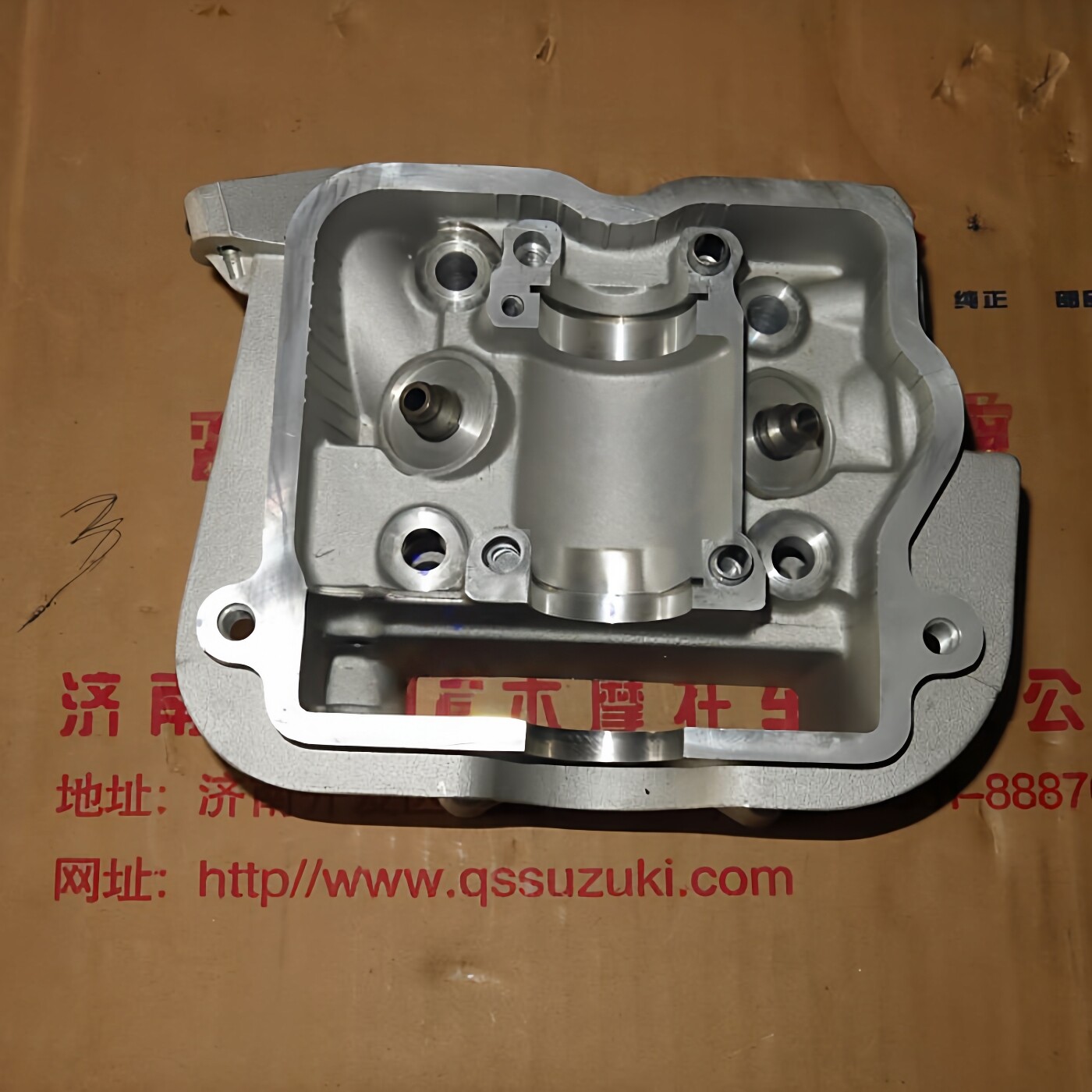 适用轻骑铃木锋彩QS125T-3A汽缸头踏板摩托车配件国三气缸头