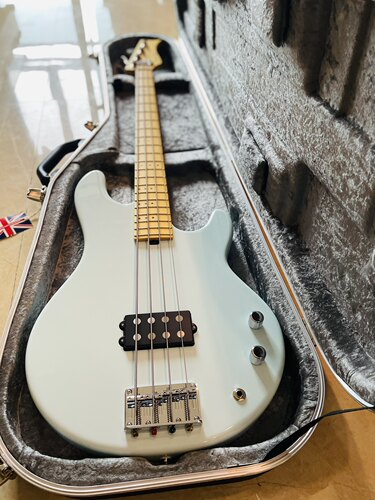 【已售】日产Three Dots三点贝斯Bass FB4 原SDK菊地嘉幸的再创业