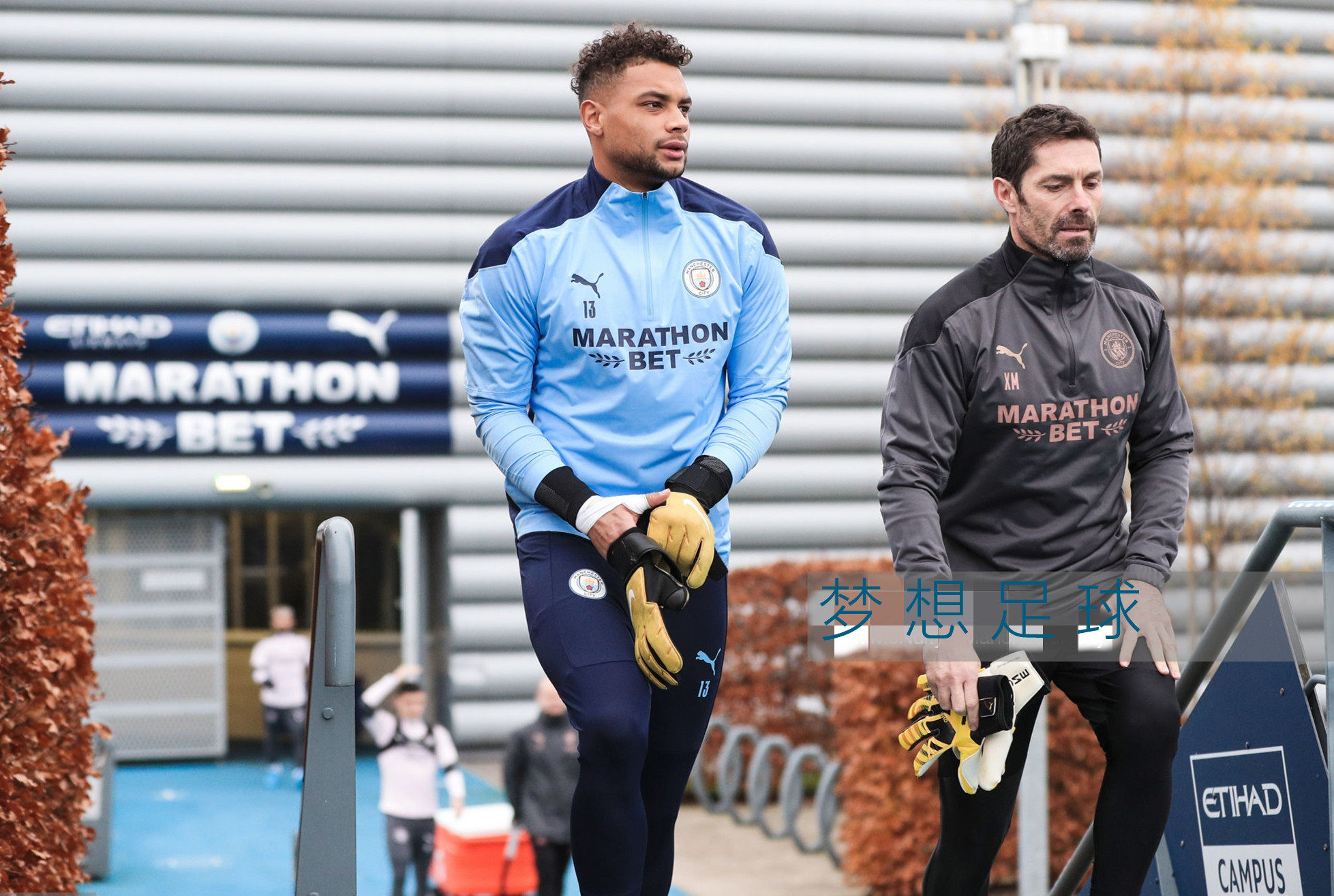 曼彻斯特城2021沙鱼皮球员版训练