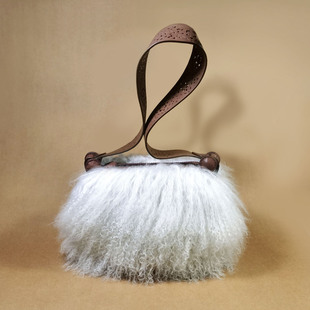 手工制作滩羊皮毛镂空宽肩带相机包长毛皮草包现货
