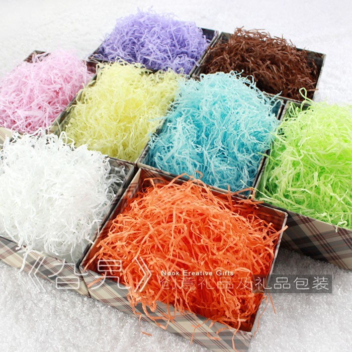新款拉菲草 碎紙絲 喜糖盒/禮品盒填充物厚紙/婚慶/節日 細絲2mm在類目 節慶用品/禮品, 糖盒/糖盒配件中 - 來自Buy2taobao.com提供專業的淘寶代購服務