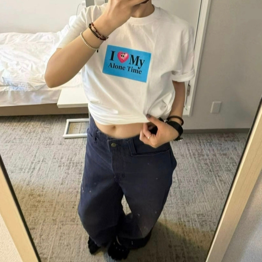 美潮SS26 ALONE TIME TEE 粉色爱心字母印花粉心短袖T恤 男女同款
