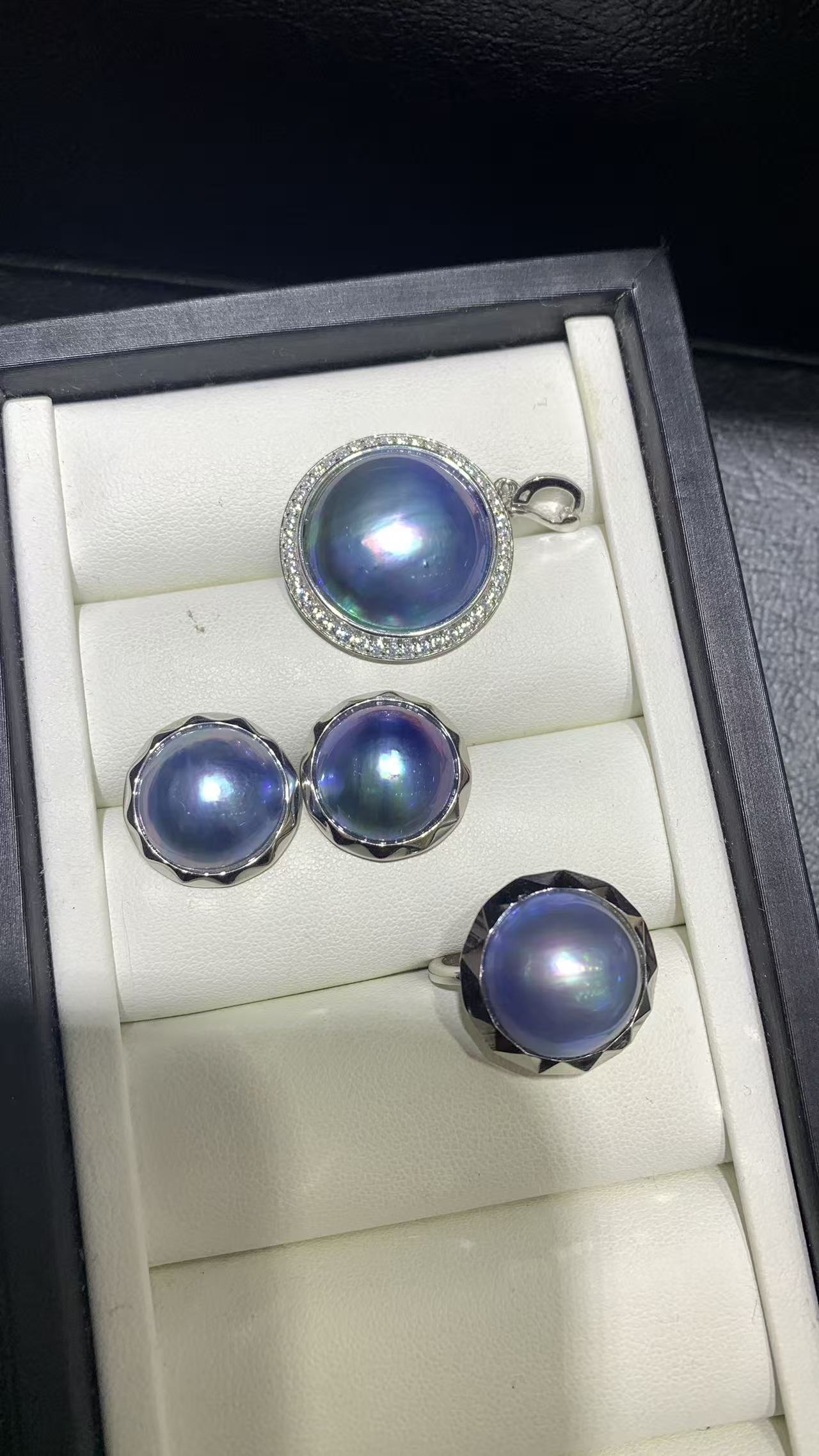 客户自选马贝珍珠套装，高品质定制款蓝色马贝珍珠套装