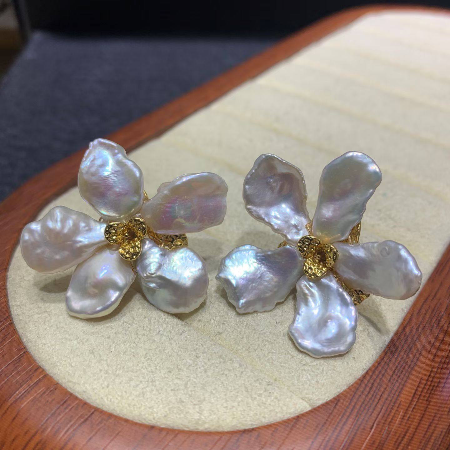 拉姆的花耳钉 随心随意，途径我的盛放，花瓣珍珠,珠宝/钻石/翡翠,耳饰,淘宝优惠券,粉丝福利购,淘宝优惠卷